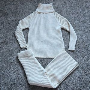 Chi Chi London Cream Sweater Set